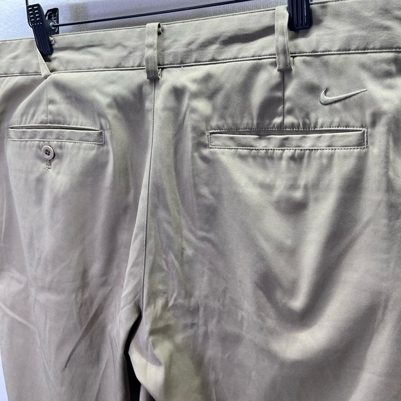 Nike Golf Performance Khaki Pants Mens 36/30 Drifit Stretch Comfy Breath 2325 - Picture 8 of 9